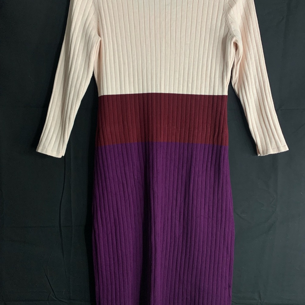 Calvin Klein Colorblock Ribbed Knit Midi Sweater Dress Cream Purple, size M - Picture 8 of 10